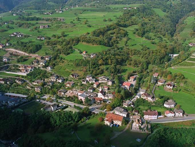 Frazione Colma, Barbiano