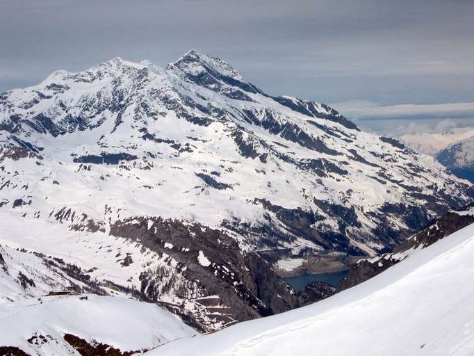 Blick auf den Stausee von Tignes