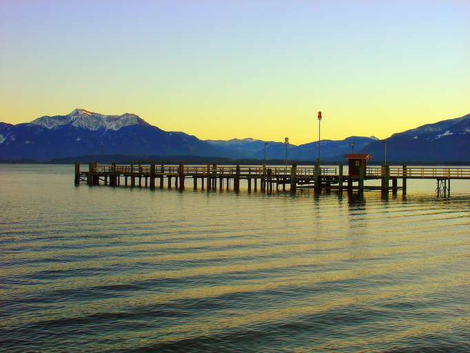 Chiemsee mit Chiemgauer Alpen 