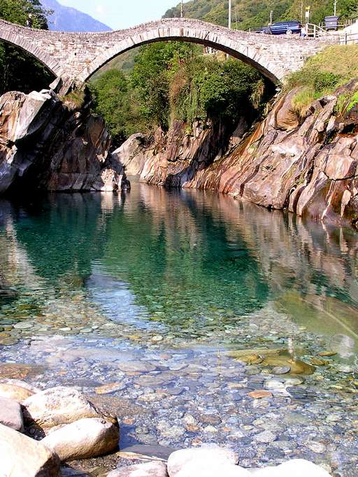 Ponte dei Salti a Lavertezzo in Valle Verzasca