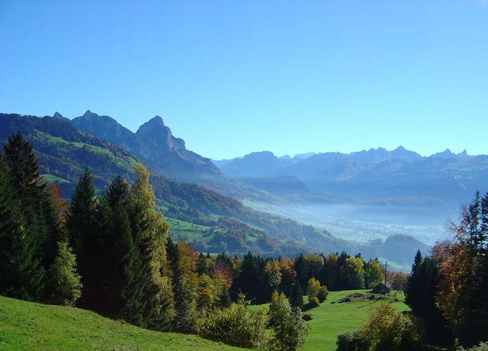 Großer and Kleiner Mythen in autumn