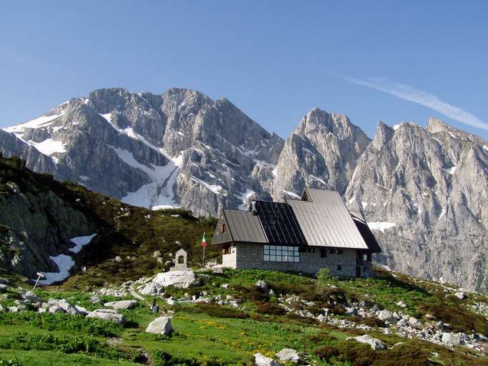 Rifugio Garelli e Marguareis (2.651m)