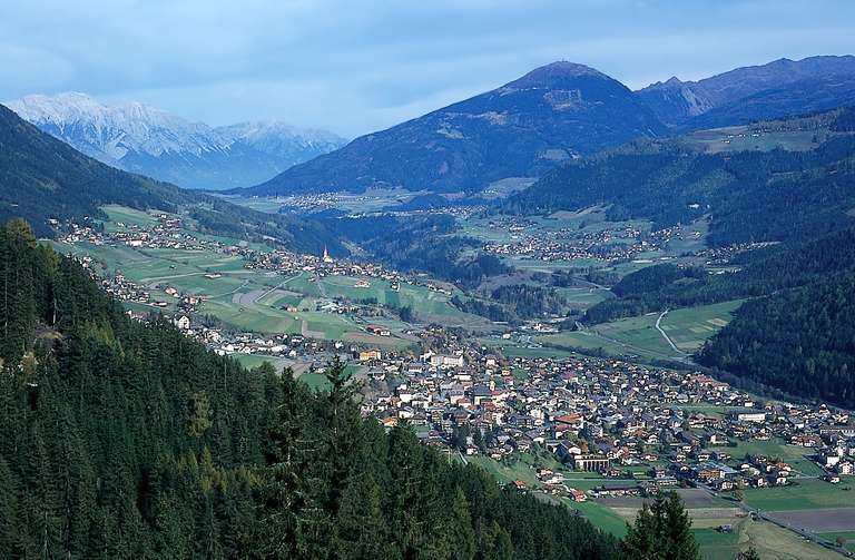 Fulpmes, overlooking Wipp- and Inntal