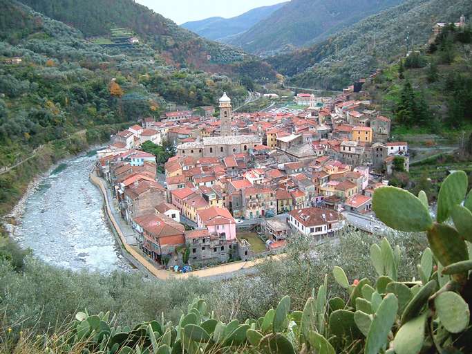 Badalucco im Valle Argentina (Ligurische Alpen)