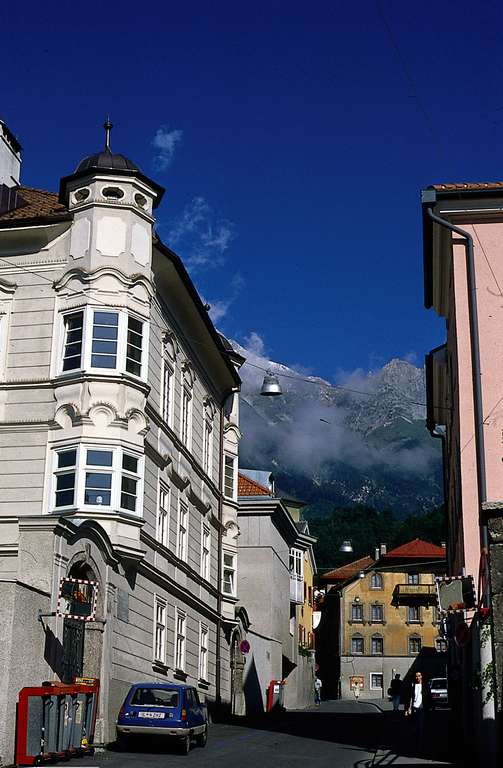 Innsbruck, Höttinger Gasse