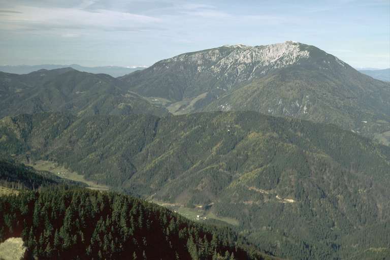 Kordezeva Glava/Kordeschkopf (2.126m) im Peca/Petzen-Massiv