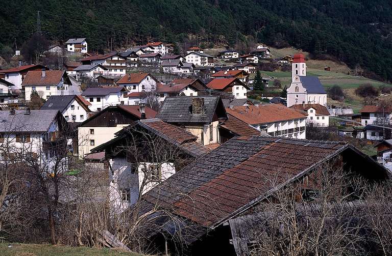 Ortskern von Karrösten