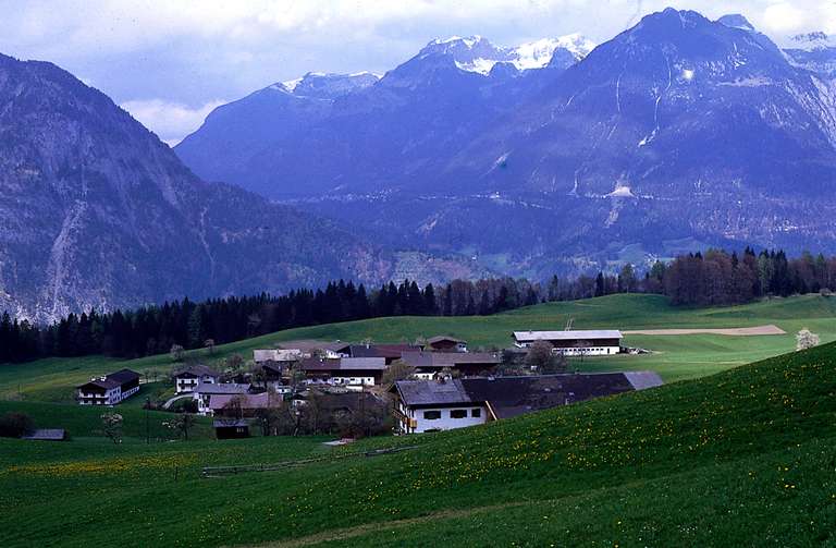 Blick von Gallzein ins Achental