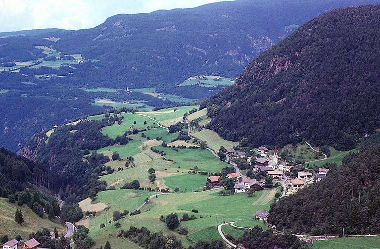 Frazione Tesimo, Castelrotto