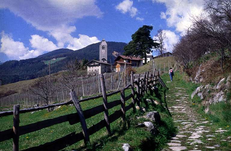 Klausen, Kirche von Verdings