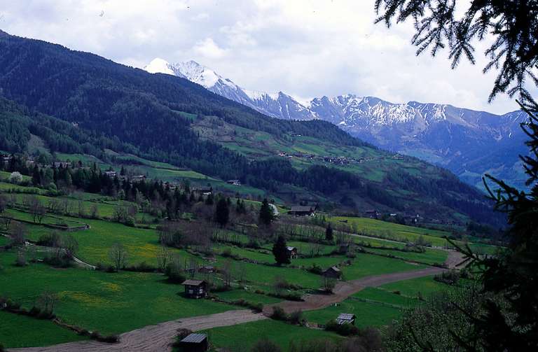 Virgen with mountains