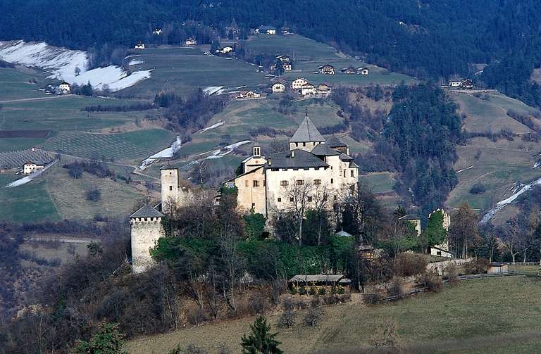 Fiè allo Sciliar, Castel Presule