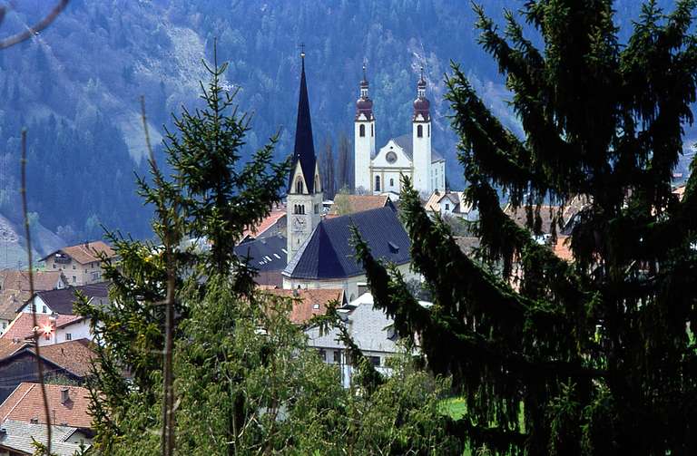 Maaß-church in Fließ, in the background the church of Barbaria