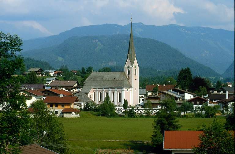 Kössen, church