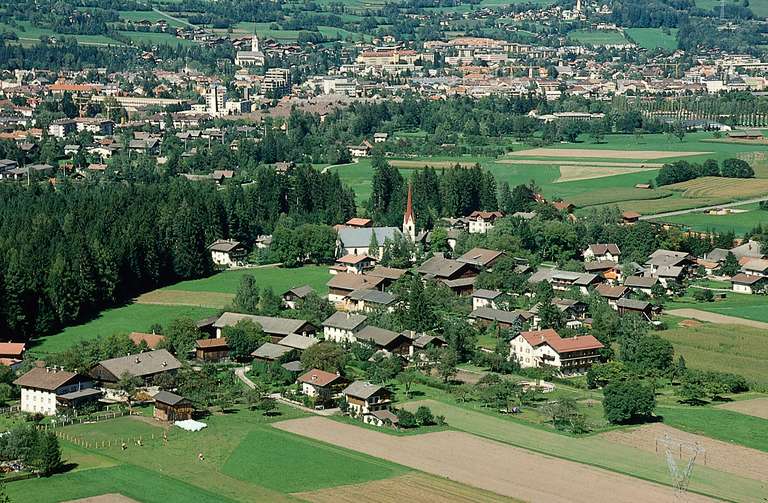 Amlach con vista sulla città di Lienz