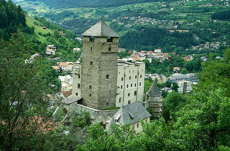 Burg Landeck