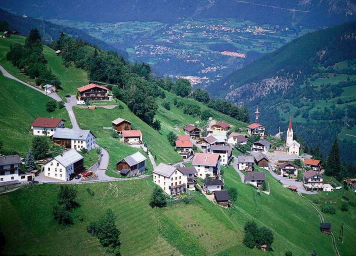 Hochgallmig, Fließ