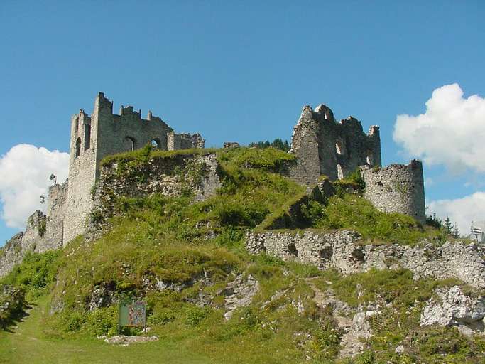 Castle ruin Ehrenberg