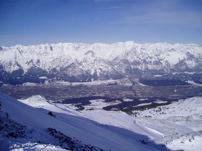 View from Glungezer to Karwendel and Bettelwurf