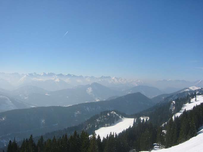 Blick vom Brauneck (1556 m)  nach Süden