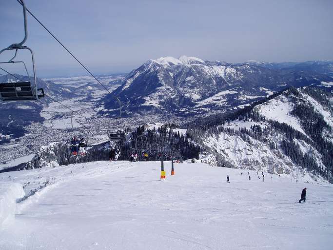 Blick auf den Wank (1780 m) und die bayerischen Voralpen