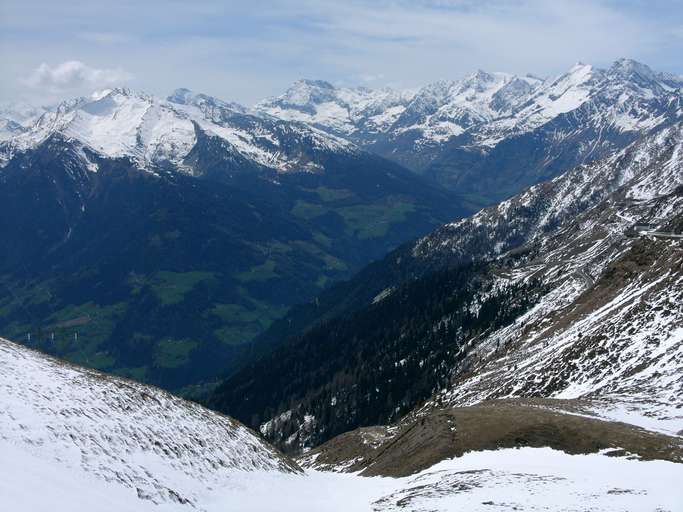 Blick vom Jaufenpass zur Texelgruppe und Ötztaler Alpen