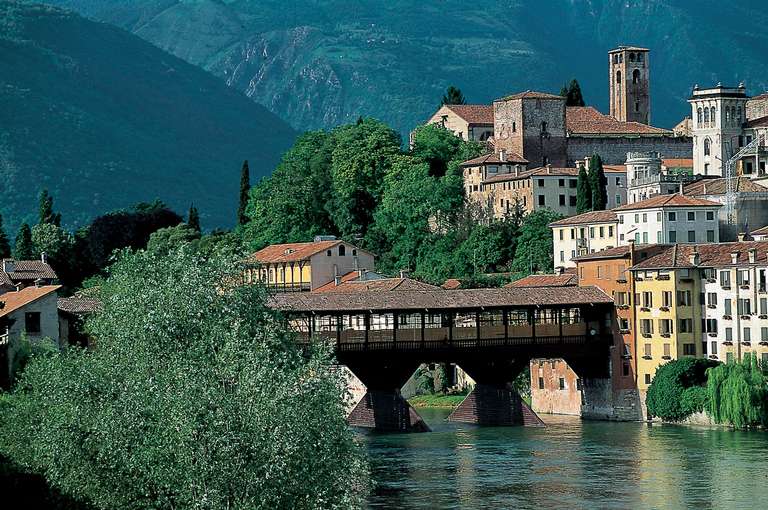 Ponte degli alpini a Bassano del Grappa