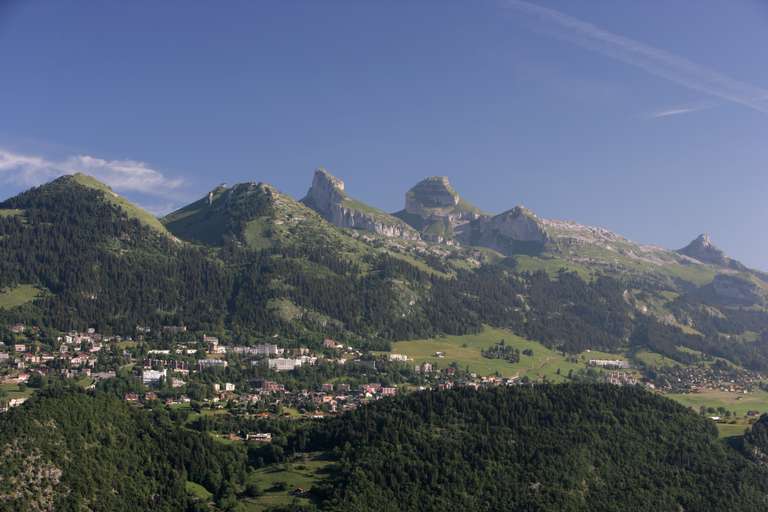 Leysin, behind Tour d'Äi