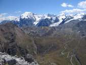 Umbrailpass und Stilfser Joch mit  Ortlergruppe (Ortler: 3.905m) (Bild: Alexander Hesse)